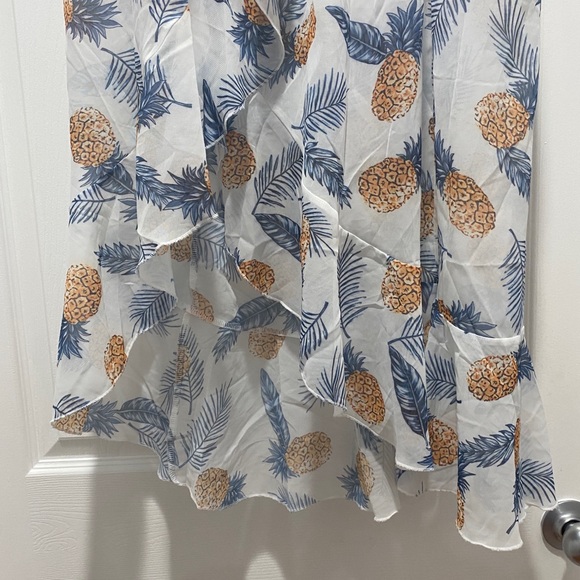 Cupshe pineapple print tiered ruffle beach skirt. - Picture 5 of 10